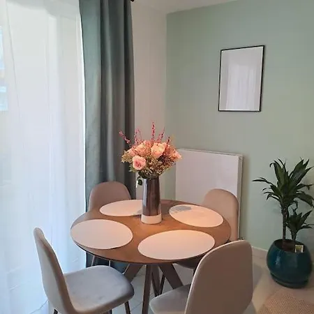 Le Colisee Du Plessis-parking Gratuit Apartamento Le Plessis-Robinson